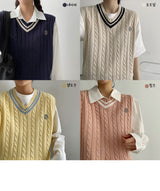 エンブロイダリーVニットベスト / Ils embroidered V-knit vest