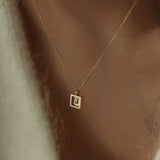 14K ゴールドイニシャルネックレス