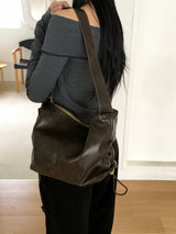 Minte Eyelet Strap Leather Big Shoulder Crossbag