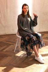 "PRE-ORDER 4/16~" VINTAGE FLOWER UNBALANCE FLARE SKIRT (Navy) (6546128273526)