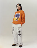 スノーウィホリデースウェットシャツ/SNOWY HOLIDAY SWEATSHIRT ORANGE(CV2CFUM465A)