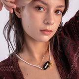 ロゴバーアンドユニークラインチェーンパールネックレス/Logo bar and unique line chain pearl necklace