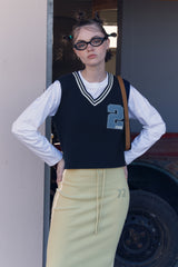 APPLIQUE V-NECK KNIT VEST [NAVY]