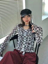 Velia T