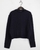 Rolpe Twisted Cable Round Crop Long-Sleeved Knit