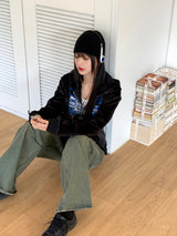 Pale hip lettering washed wide denim pants