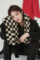 CHECKERBOARD MUFFLER BLACK (6639327608950)