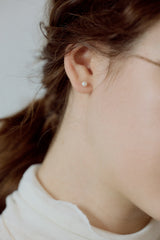 [14K] Essential Pearl Earrings (4mm)