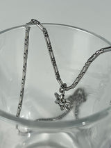 スノーフレークネックレス / Snowflake necklace
