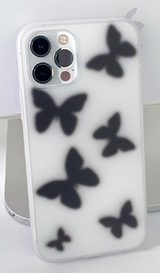 パステルブラーバタフライフォーンケース / Pastel Blur black utterfly Phone Case