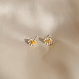 Jeanne Daisy Earrings (6560330285174)