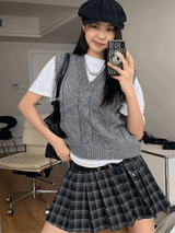 Quattro wool knit vest