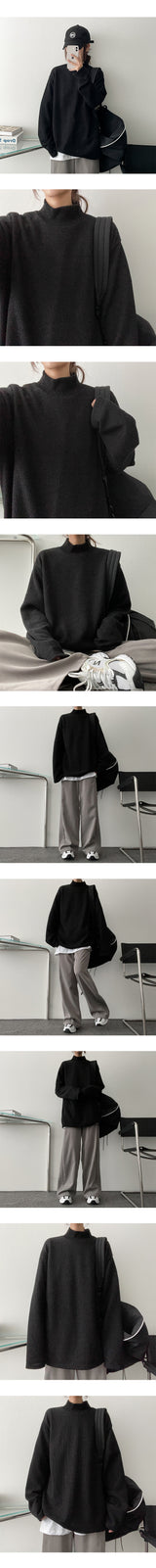 パグボクシーフィットルースハーフタートルネックTシャツ