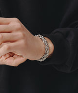 BOLD CHAIN BRACELET
