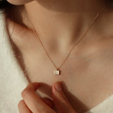 14K ゴールドイニシャルネックレス