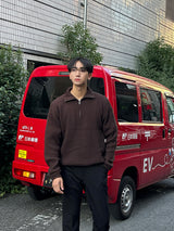 ニードUハーフジップアップニット