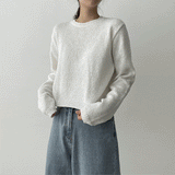 ビーズハーフクロップドラウンドニットウェア / Beads Half Cropped Round Knitwear