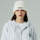 シグネチャーレタリングビーニー/SIGNATURE LETTERING BEANIE-WHITE