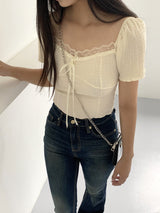 ボキンエンボスハートネックインシジョンリボン半袖Tシャツ/Bokin Embossed Heart Neck Cutout Ribbon Short Sleeve T-shirt