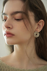 FLEUR ピアス