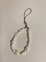 White Daisy Pearl Phone Strap