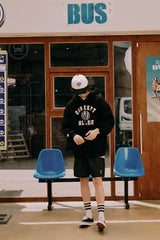 クラシックビッグロゴパーカ・ブラック［ユニセックス］/ Classic Big Logo Unisex Black Hoodie