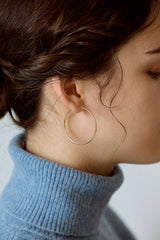 [14K] Slim Hoop Earrings (L)