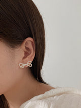 アイレットリボンパールピアス / [925silver] Eyelet ribbon pearl earrings