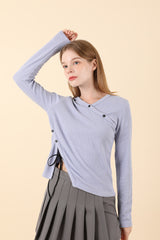 VネックスリットTシャツ