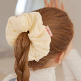 CUSHIONY BIG HAIR SCRUNCHY (IVORY)