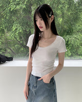 フブルビンテージリボンパンチングレースウェーブクロップド半袖Tシャツ / Hubble Vintage Ribbon Punching Lace Wave Cropped Short-Sleeved T-Shirt