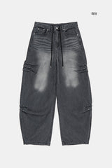 Folds rivet over denim pants