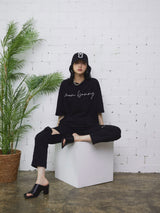 ムーンバニーレタリング刺繍オーバーサイズTシャツ/MOON BUNNY LETTERING EMBROIDERY OVERSIZED T-SHIRT BLACK (6586879017078)
