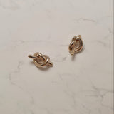 デイリーノットピアス