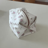 SPRING FLOWER ZIPPER POUCH