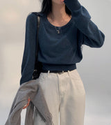 [BELLIDE MADE] Soft button long-sleeve knitwear