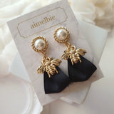 クラシックビーアンドリボンピアス / Classic Bee and Ribbon Piercing - Black