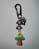 Trippy mushroom keychain.04 (8type)