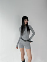 Two-piece ribbed slim pants (Belt included)