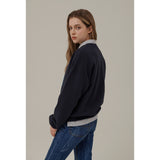 ピーチエンボスドプリントスウェットシャツ / PEACH EMBOSSED PRINT SWEATSHIRT_NAVY