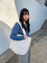 エンボスキルティングバッグ