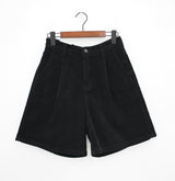 ブラックコーデュロイファイブピースショーツ / Black corduroy five-piece shorts