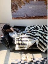 Retro stripe microfiber lamb fleece blanket - 150x200cm - Black