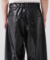 COATED OVERSIZED LEATHER PANTS (BLACK)