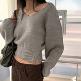Bien off-shoulder two-way button slit V-neck long sleeve knit