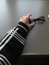 ブレークチェッカードオーバーサイズフィットラウンドニットウェア / Blake Checkered Oversized Fit Round Knitwear (3 colors)