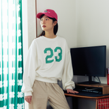 23プリントスウェットシャツ