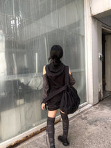 オフショルダースリットウィンドアノラックパーカー / shoulder slit wind anorak hood