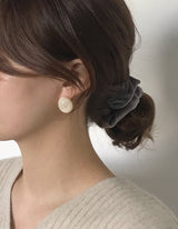 フォーミカペブルピアス [Cream]