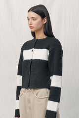  ALPACA BOOKLE KNIT CARDIGAN / BLACK